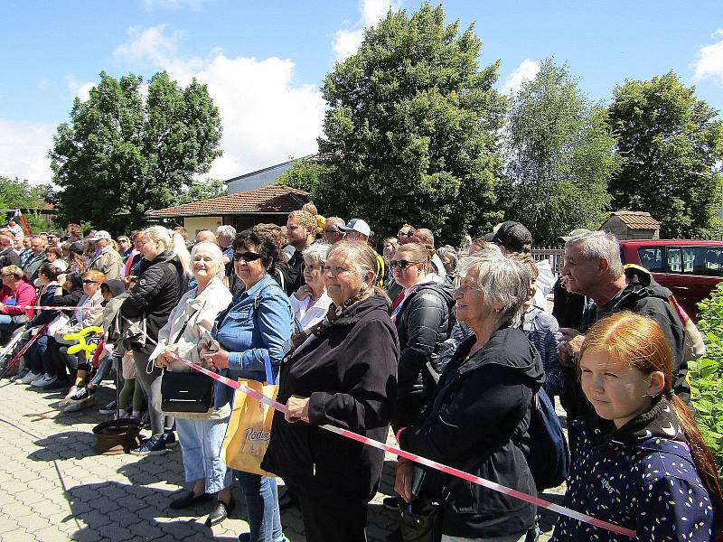 V Borovanech u Českých Budějovic se od 9. do 10. července uskutečnil rodinný festival Borůvkobraní. Po dvouleté přestávce se na pestrý program vrátila i soutěž o největšího jedlíka borůvkových knedlíků.