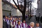 Pohřeb emeritního biskupa Jiřího Paďoura v Českých Budějovicích.