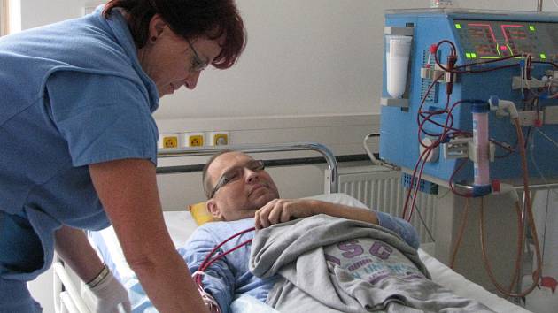 Dialyzační středisko českobudějovické nemocnice se stará o více než osm desítek pacientů.