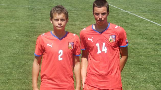 Petr Řehoř (vlevo) a Jan Chylík  z Dynama v reprezentaci ČR U16