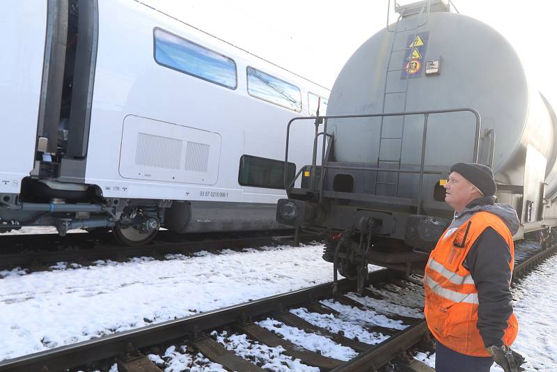 Nejnovější francouzský rychlovlak TGV M projel ve středu 7. prosince i Českými Budějovicemi.