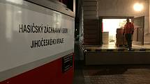 Noční výjezd jihočeských hasičů na pomoc do zasažených oblastí Moravy včetně techniky.