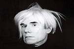 Výstava Andyho Warhola v Alšově jihočeské galerii na Hluboké.