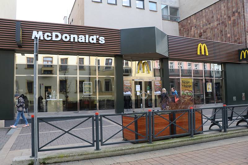 McDonald's na Lannově třídě v Českých Budějovicích.