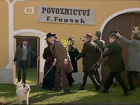 Fotogalerie: Seriál Stříbrná paruka se natáčel na jihu Čech -  Jindřichohradecký deník
