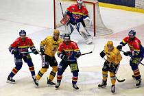 Hokejisté ČEZ Motoru vyhráli i třetí duel semifinále play off první Chance ligy nad Vsetínem 2:0.
