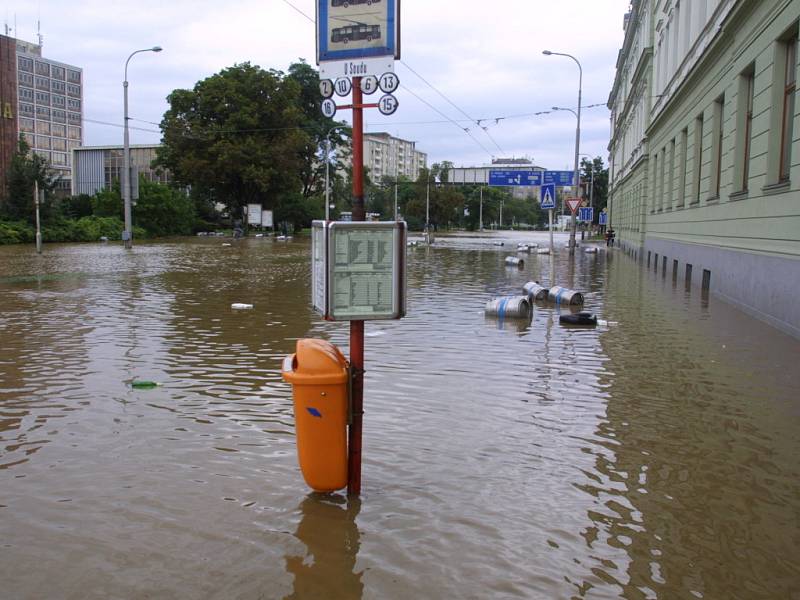 Zastávka U Soudu.