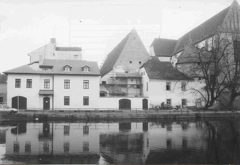 Přístavba restaurace Klika za solnicí. Foto ze sbírky fotografií a pohlednic Jiřího Dvořáka poskytl Státní okresní archiv České Budějovice