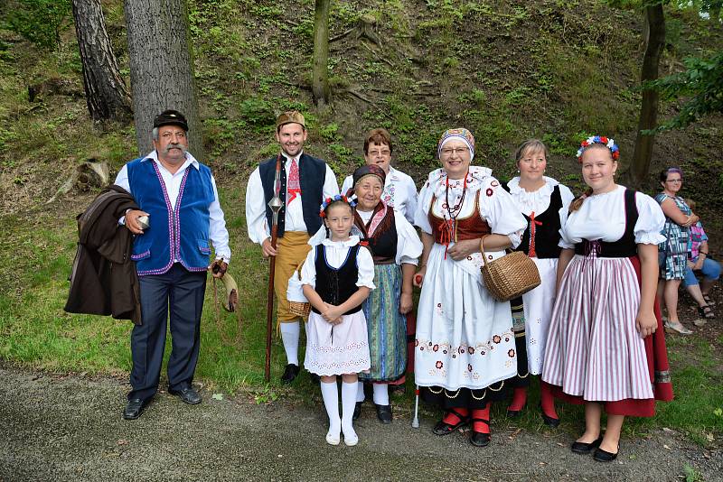 Historické slavnosti si v sobotu užili lidé v Týně nad Vltavou.