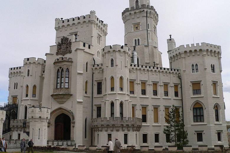Státní zámek Hluboká patří k nejnavštěvovanějším jihočeským památkám.