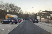 U konečné MHD na českobudějovickém sídlišti Máj vznikla nová parkovací místa. Koncem roku 2021 byla dána do zkušebního provozu.
