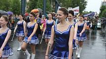 Více než tři tisíce studentů českobudějovických středních a vysokých škol v pátek prošly centrem města.