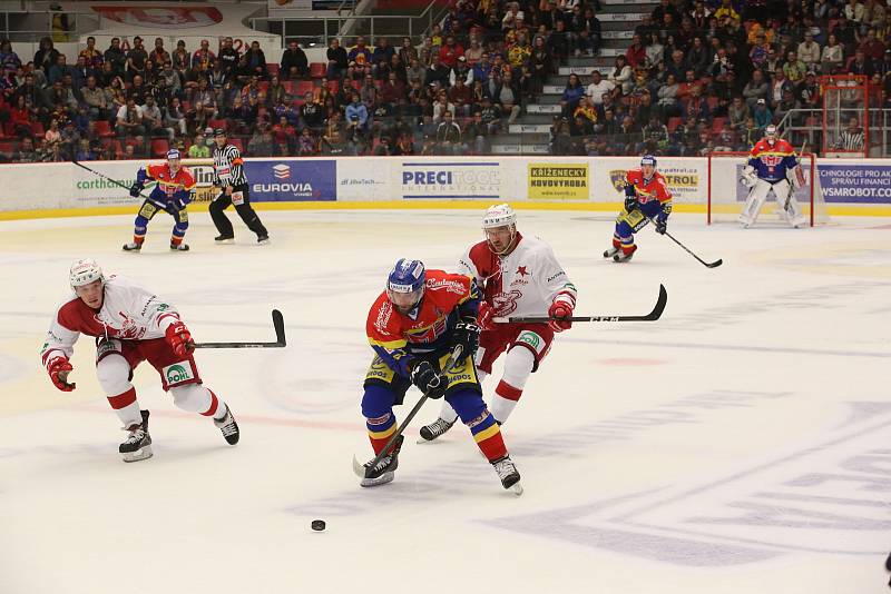 Hokejisté Motoru České Budějovice zahájili sezónu 2017/18 vítězstvím nad Slávií Praha 5:1.