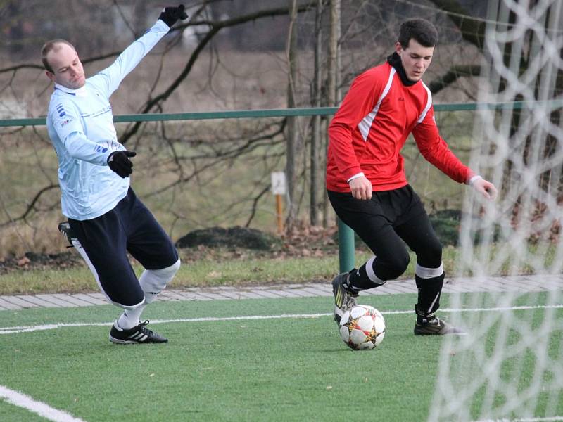 V Zimní lize na Hluboké SKP ČB - Protivín 1:6.