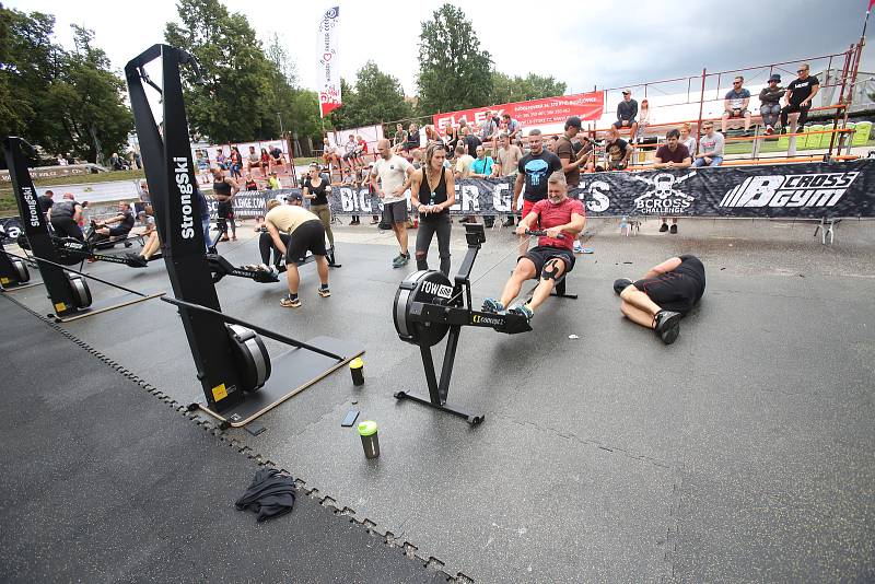 Českobudějovičtí strážníci vyzvali své kolegy k poměření sil při Crossfit challenge České Budějovice.