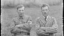 Snímek z archivu Muzea Fotoateliér Seidel. Franz Blahush a Franz Böhm, 1943.