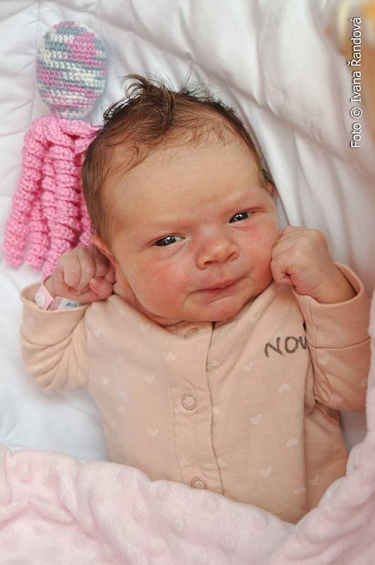 Šarlota Koštová z Řepice. Prvorozená dcera Petry a Tomáše přišla na svět 28. 6. 2022 ve 12.43 h. Její porodní váha byla 3,75 kg.