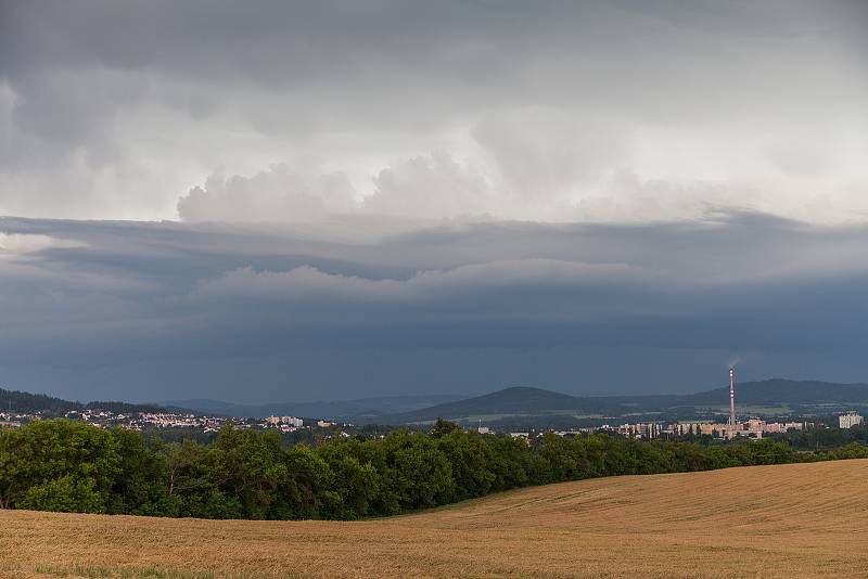 Slabší derecho 29. června 2021 na Strakonicku.