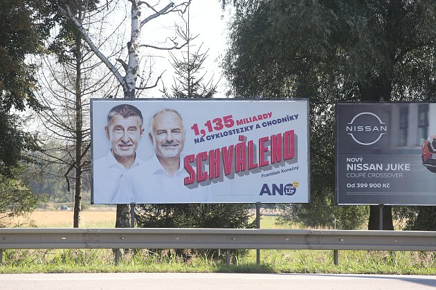 Předvolební billboard ANO. Známka odborníka na marketing: 2.