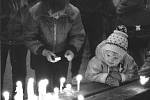 Snímek pořízený v listopadu 1989 na českobudějovickém náměstí.