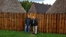 V areálu památníku nedaleko Borovan na Českobudějovicku vzniká unikátní archeoskanzen.