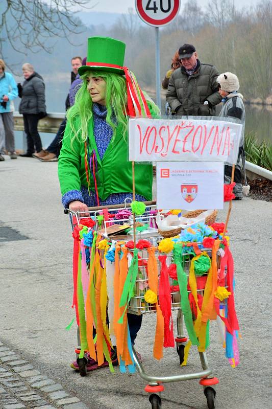 Masopustní obchůzka masek Podskalím v Týně nad Vltavou.