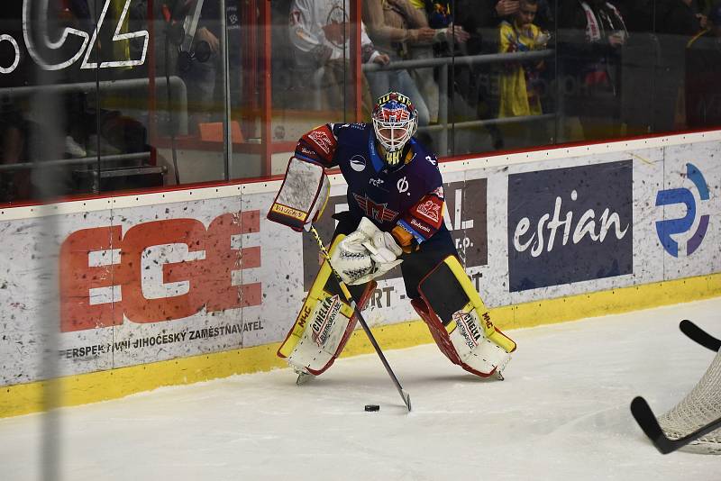 Čtvrtfinále play off hokejové extraligy, 2. zápas: Motor ČB - Pardubice.