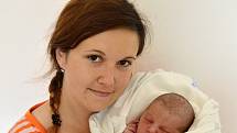 Adéla Zapletalová z Bechyně. Dcera rodičů Lucie a Zbyňka se narodila 15. června 2020 ve 21.31 hodin. Při narození vážila 3250 gramů a měřila 49 cm. Doma ji přivítali bráškové Honzík (3) s Kubíkem (2).