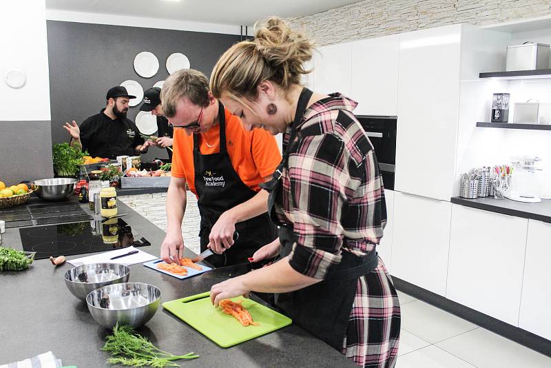 Čtenáři Deníku vařili s Honzou Krobem, majitelem a lektorem Fine Food Academy.