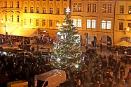 Vánoční trh a rozsvícení vánočního stromu.