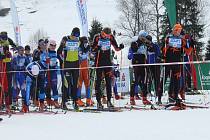 Šumavský skimaraton Kooperativy. Start závodu na 25 kilometrů