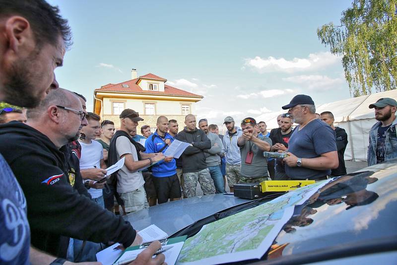 Policejní zásahovky se v sobotu rozběhnou po lipenských lesích.