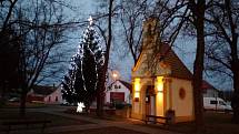 Adventní výzdoba na Českobudějovicku. Hrdějovice.