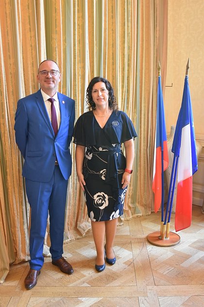Primátorka Budějovic Dagmar Škodová Parmová přijala pozvání k návštěvě Bourges od starosty Yanna Galuta.
