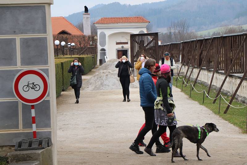 Zámecká zahrada zámku Český Krumlov je otevřena