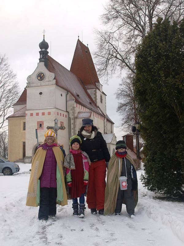 Na tříkrálovou koledu se v sobotu vydali dobrovolníci v Horní Stropnici.