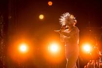 Islandská zpěvačka Björk nadchla 16. července diváky na festivalu Colours of Ostrava.