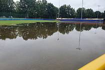 Baseballový areál v Hluboké nad Vltavou je po vodou