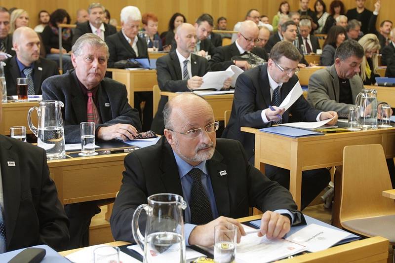 Ustavující zasedání českobudějovického zastupitelstva, pátek 21. listopadu. 