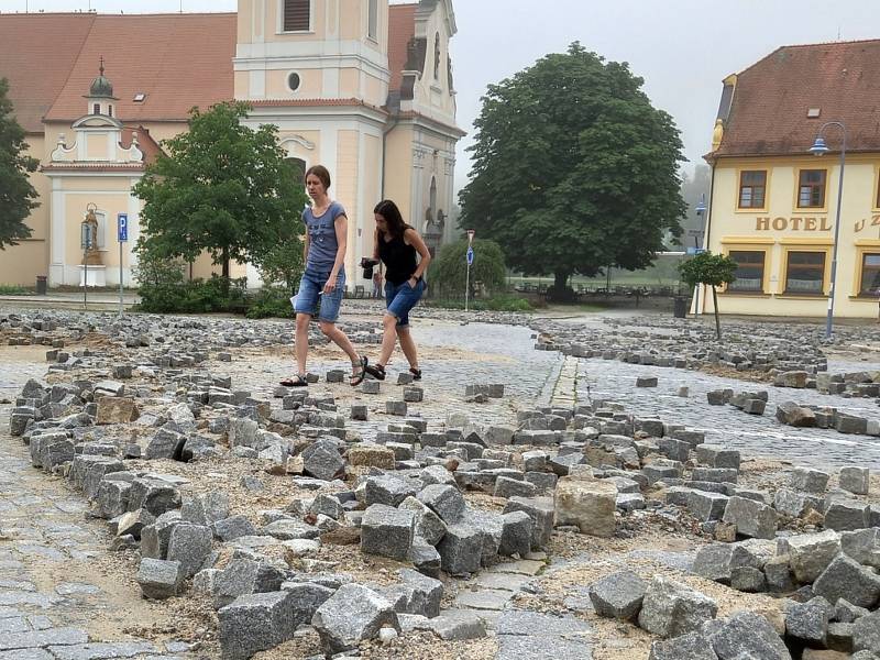 Následky bouřky z 29. června 2022 v Týně nad Vltavou.