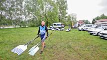 Veslaři vyrazili z Českých Budějovic do Prahy. Připomněli tak voroplavbu na této trase.