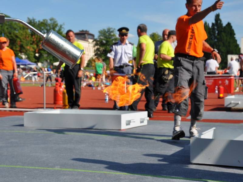 MČR v požárním sportu, sobota odpoledne - štafeta 4 x 100 metrů s překážkami