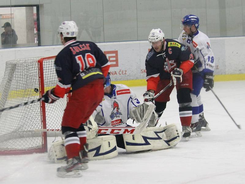 Hokejisté David servisu porazili doma Tábor B 6:3 a postupují do semifinále krajské ligy.  