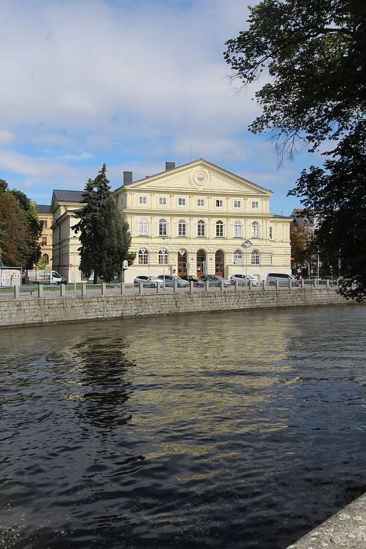 Kulturní dům Slávie před rekonstrukcí.