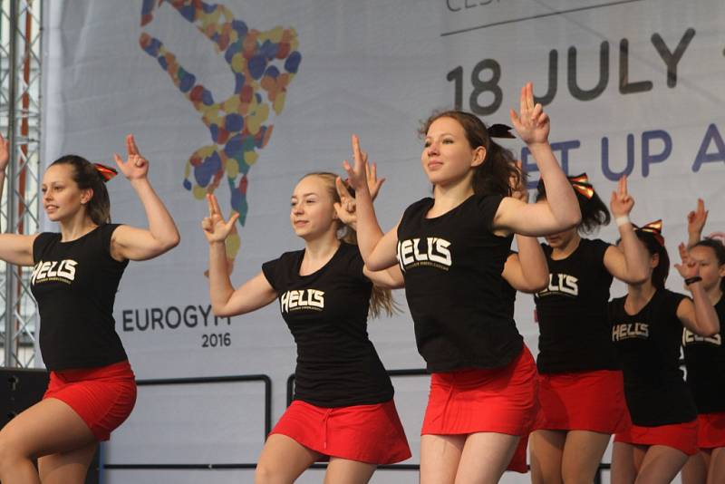 Mezinárodní gymnastické soutěže Eurogym začne v Českých Budějovicích přesně za 101 dní. Na snímku gymnastky Cheerleaders.