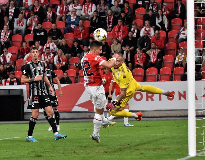 FORTUNA:LIGA: SK Slavia Praha - SK Dynamo Č. Budějovice 6:1 (3:0).