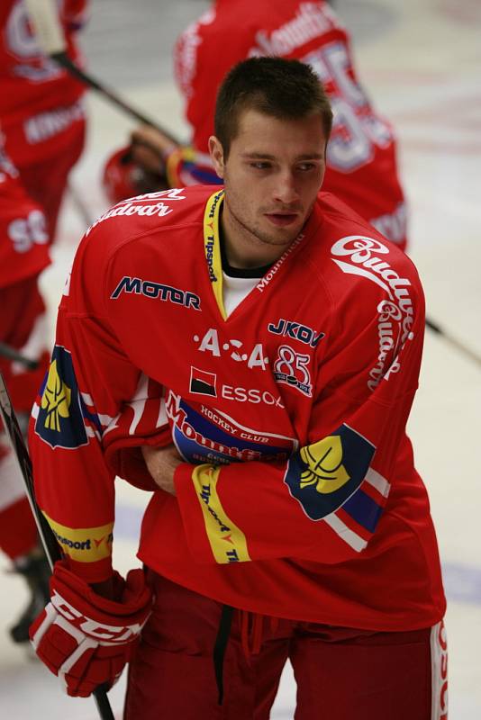 Utkání 1. kola Tipsport hokejové extraligy mezi HC České Budějovice a HC Vítkovice Steel. Rastislav Dej. 