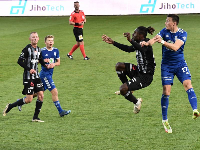 Fotbalisté Dynama v sobotním utkání I. ligy porazili Mladou Boleslav 2:1. Jeden z gólů dal i Fortune Bassey (na snímku).