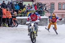 Závodníci Motosportu Chýnov byli na motoskijöringu v Horním Městě vidět. m