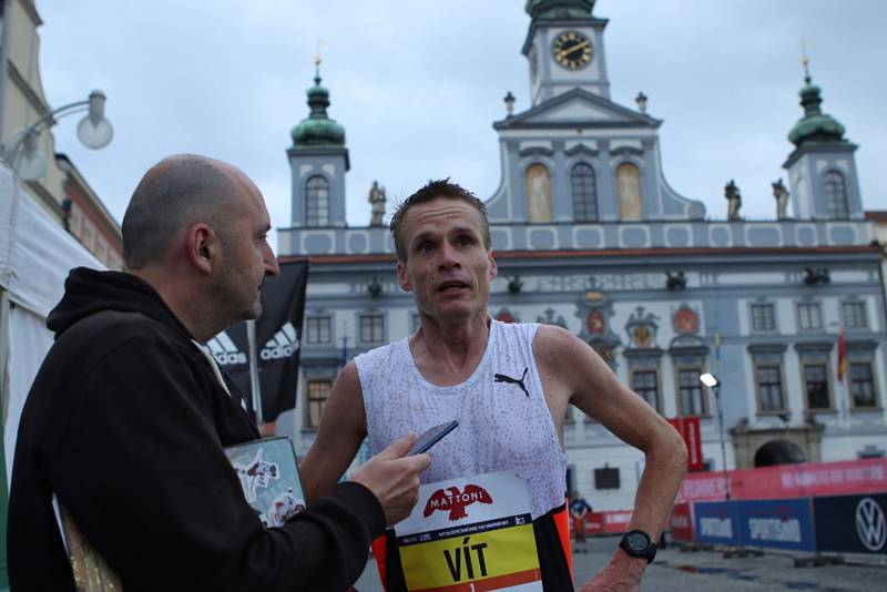 Vítěz českobudějovického půlmaratonu Vít Pavlišta